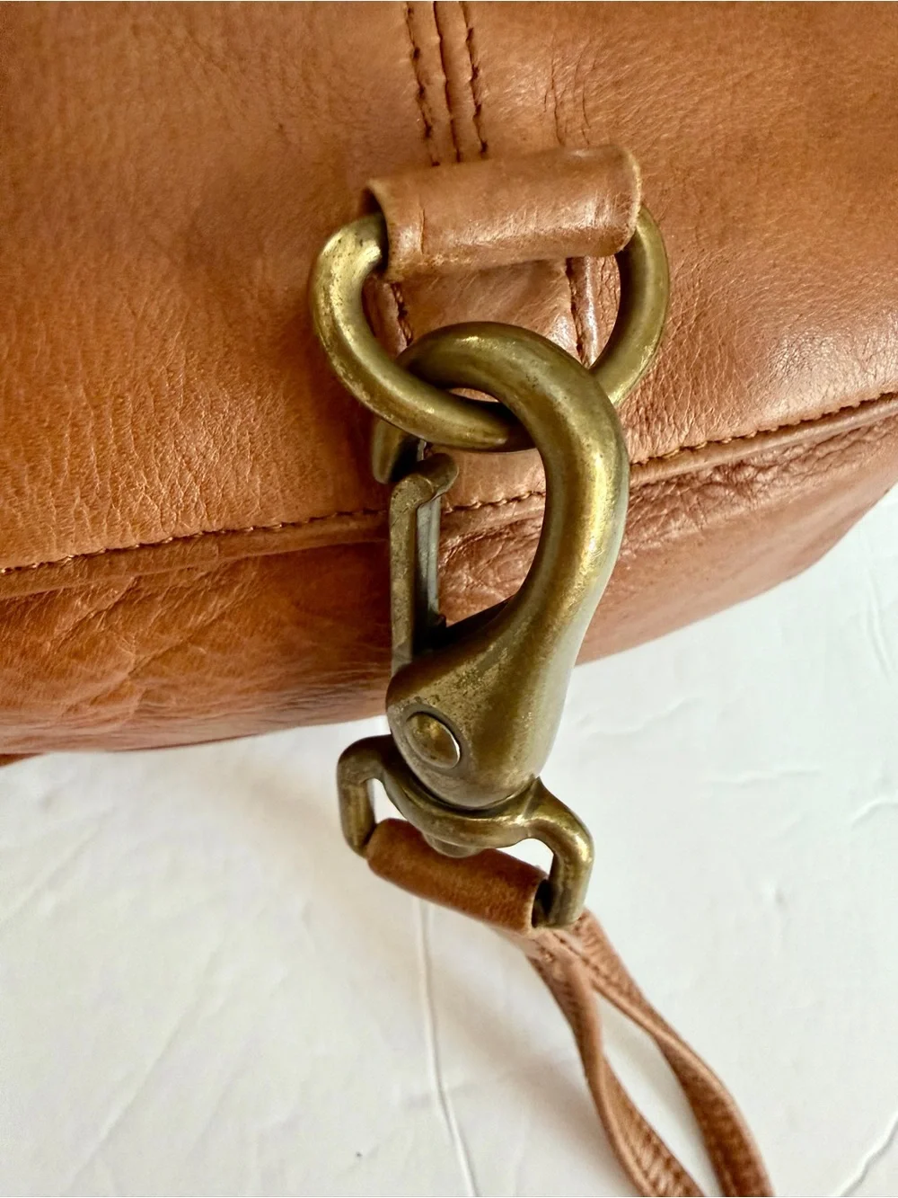 Fossil Vintage Cognac Leather Drawstring Bucket Backpack Purse Bag Key Zipper